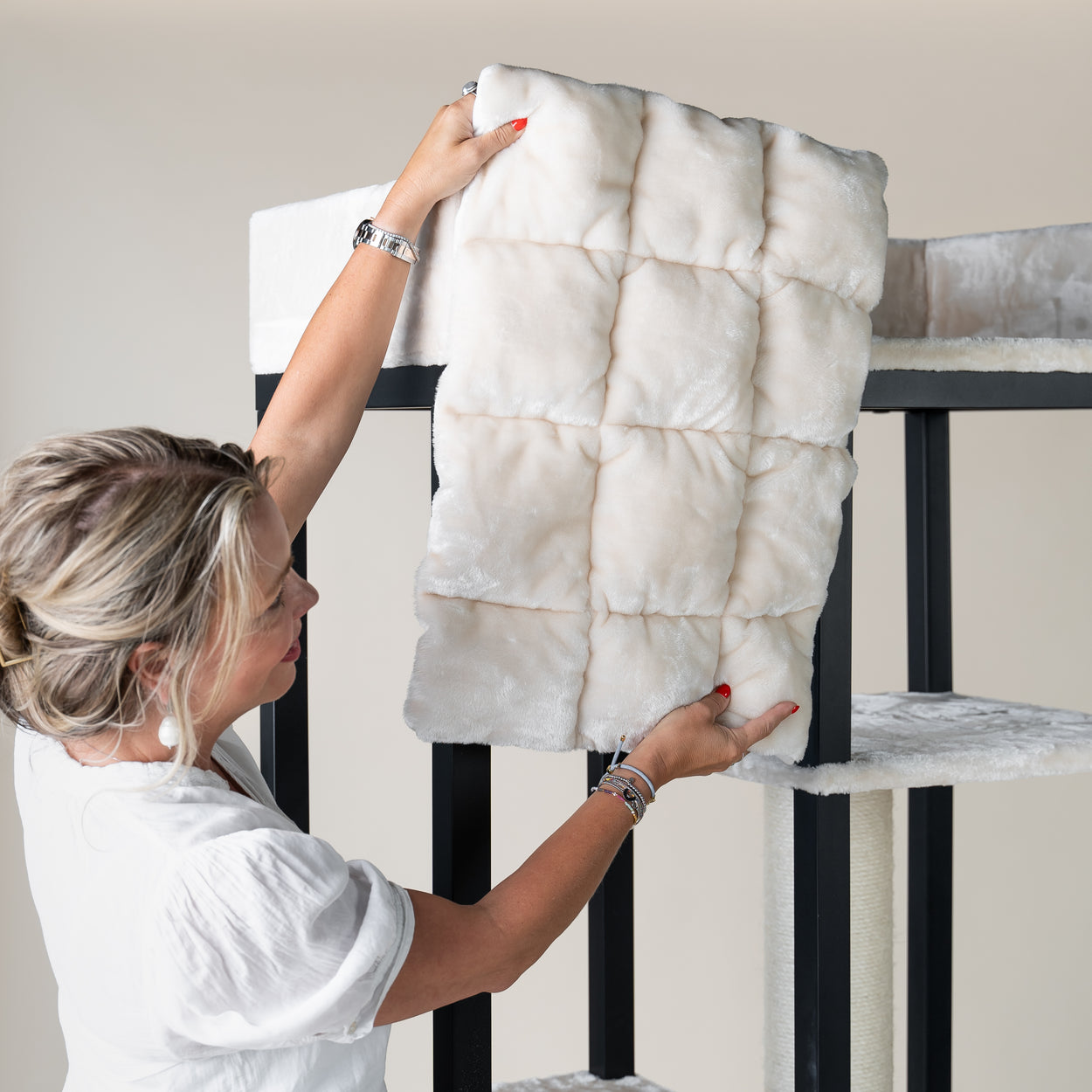 Design Cat Furniture Elite Beige