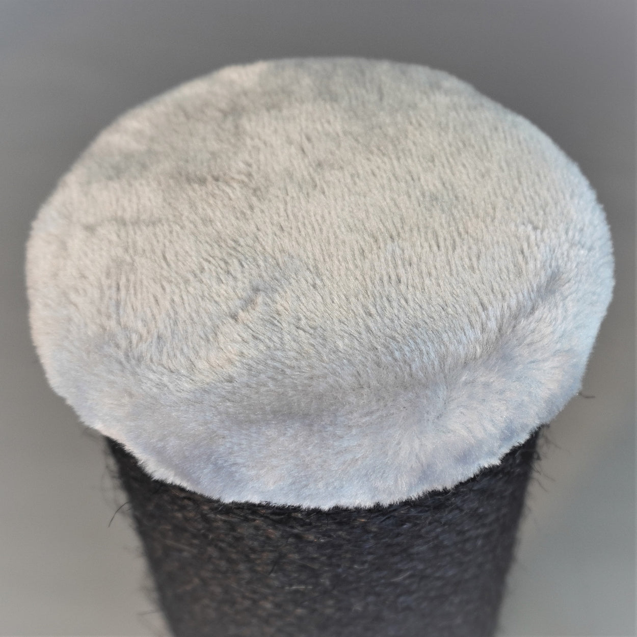 Ragdoll Scratcher Blackline Light Grey