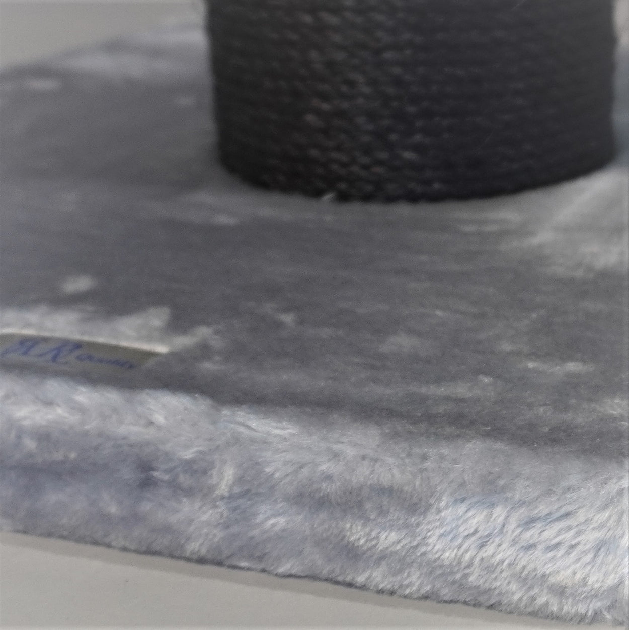 Ragdoll Scratcher Blackline Light Grey