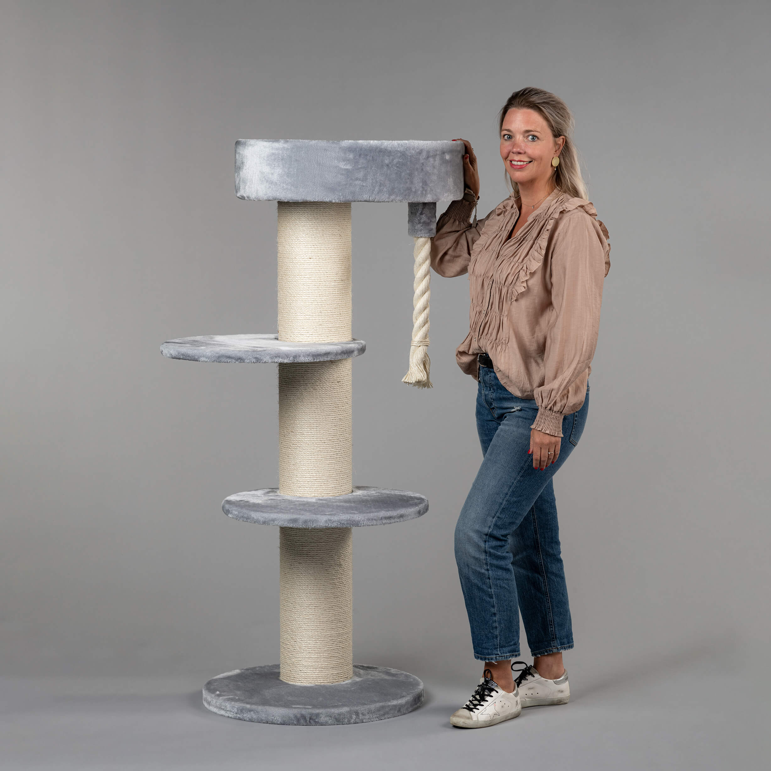 Cat Tree for large cats Main Coon Sleeper (Light Grey