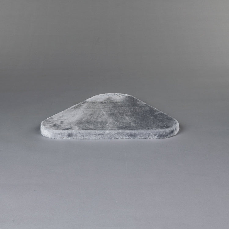 Large, Light Grey Lying Area Step Triangular (for 5, 6 or 8 inch poles)