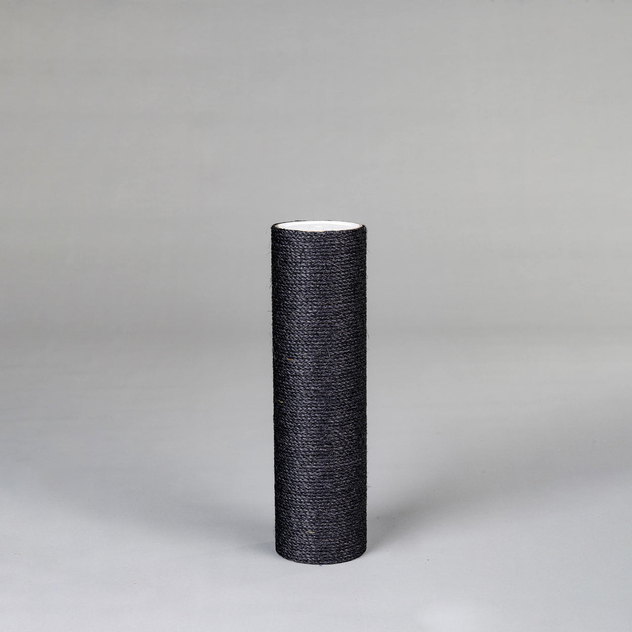 Sisal Pole 21 inch x 6 inchØ - M8 (Blackline)