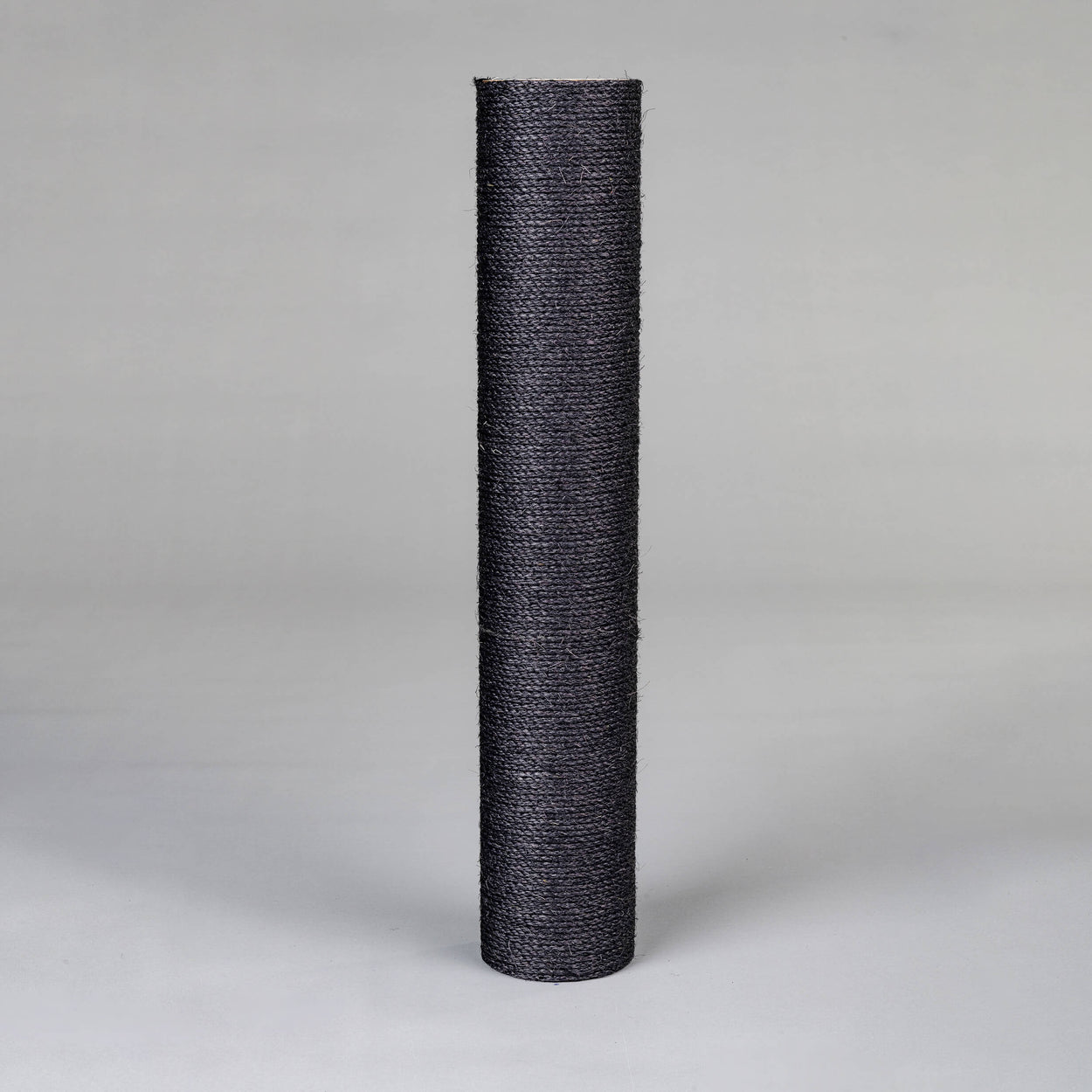 Sisal Pole 32 inch x 6 inchØ - M8 (Blackline)