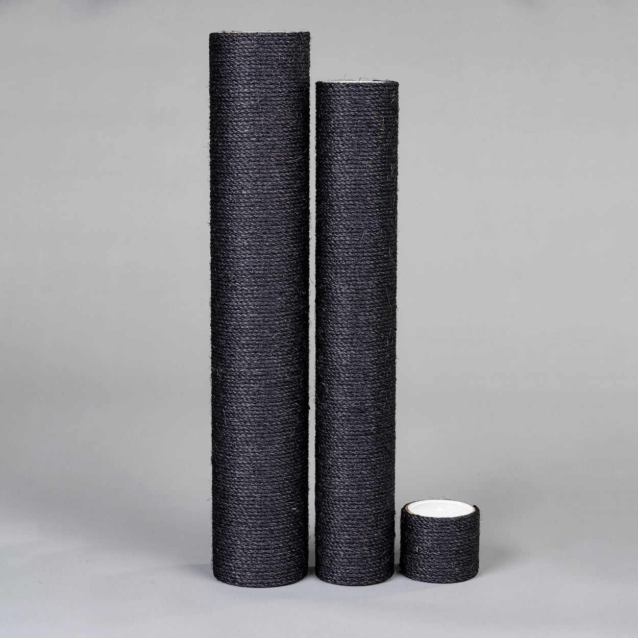 Sisal Pole 20 inch x 5 inchØ - M10 (Blackline)