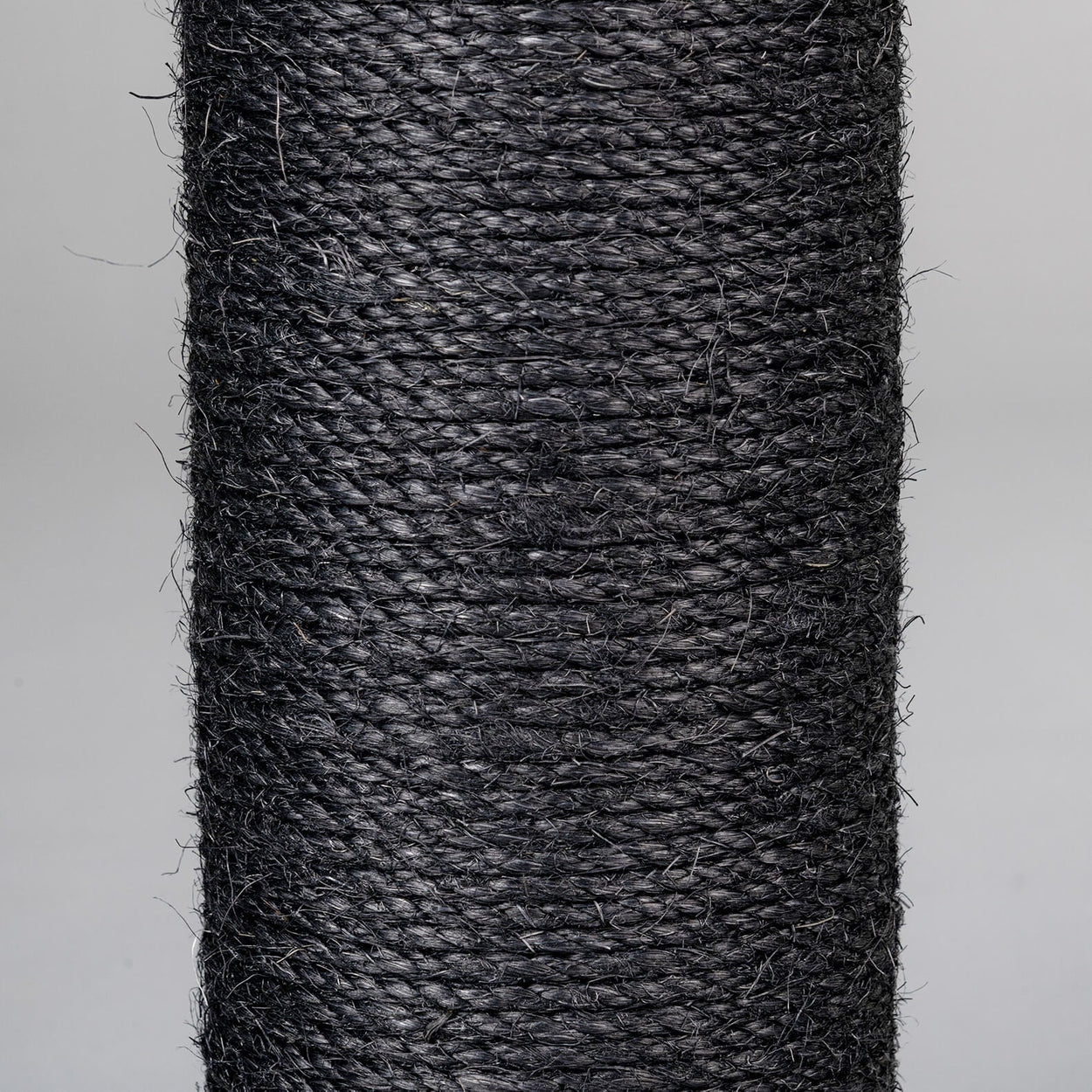 Sisal Pole 32 inch x 6 inchØ - M8 (Blackline)