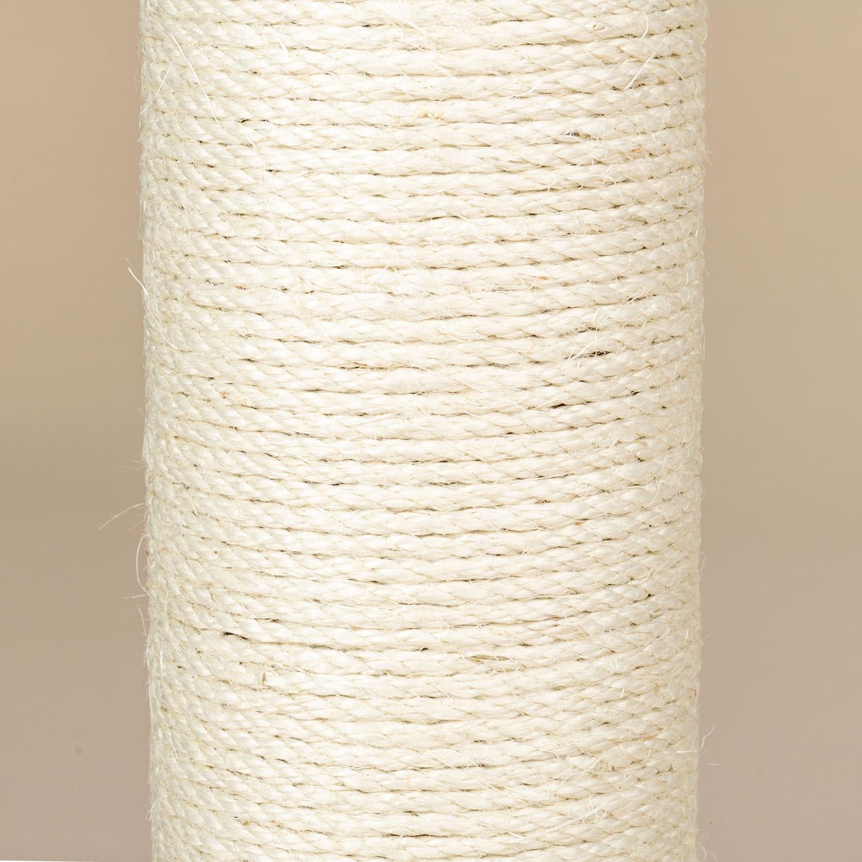 Sisal Pole 28 inch x 6 inchØ - M8 (Beige)