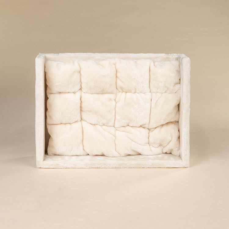 Cushion for rectangular top bed beige (bed = 24x17x6inch)