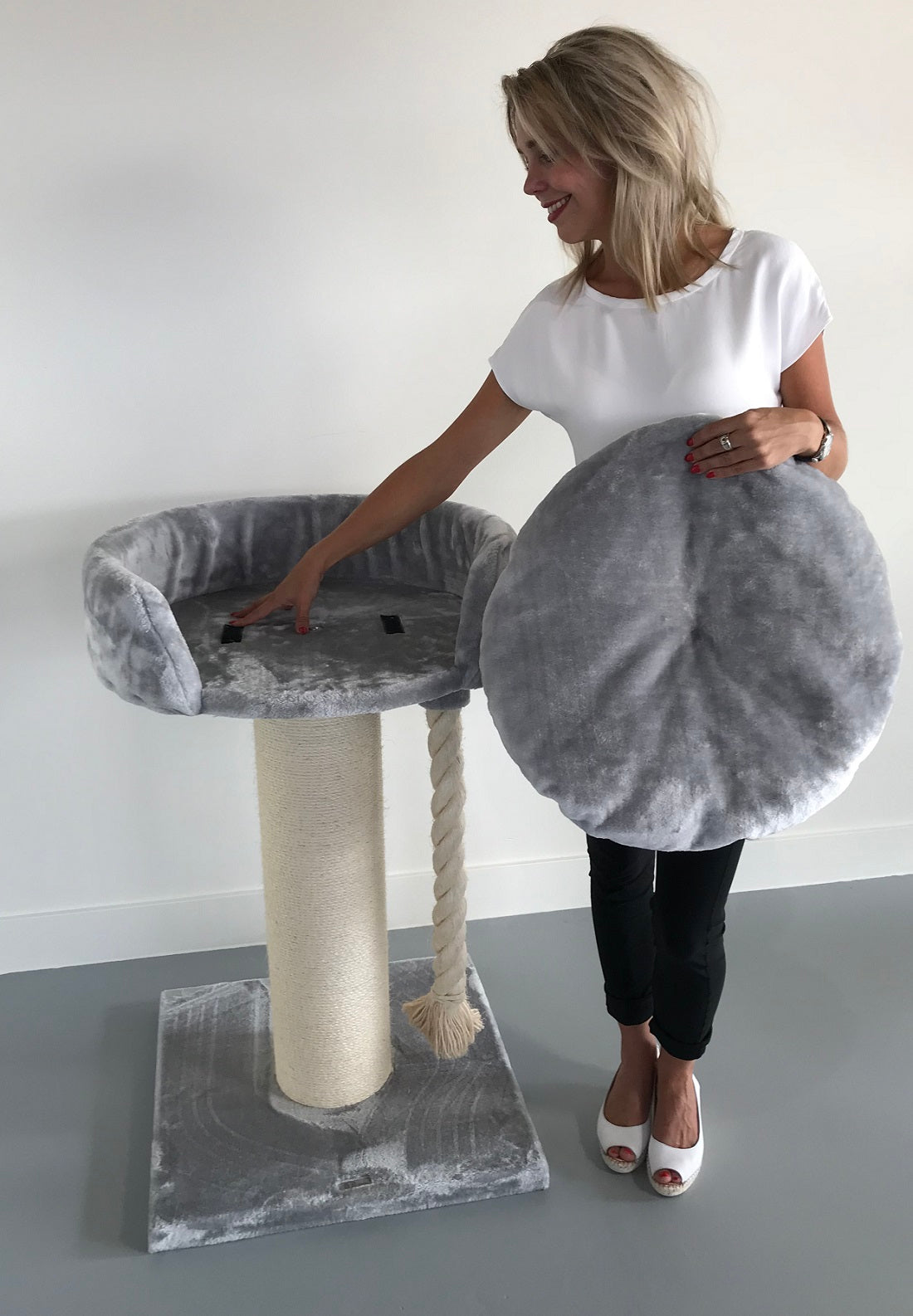 Cat Tree for large cats Queensplace XXL (Light Grey) CatTreeKing USA