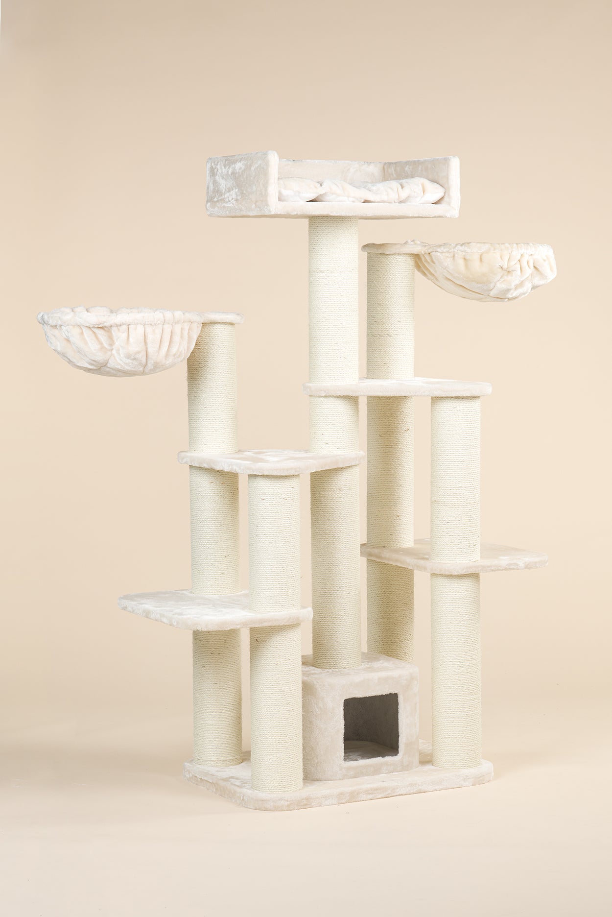 Tall cat tree hotsell for large cats